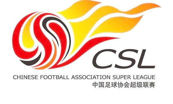 洪五爷哼笑一声，说：我还真想看看，谁胆子这么大，连你都敢打。